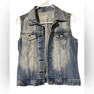 Gap 1969 Denim Vest Women’s Small Acid Wash Distressed Blue Jean Trucker Grunge